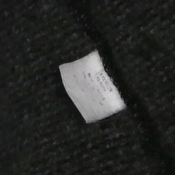 Alps heathered black/grey women's vest w/contrasting trim on neck and arms Med. - Picture 7 of 7